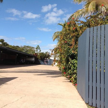Emu Park Motel Εξωτερικό φωτογραφία
