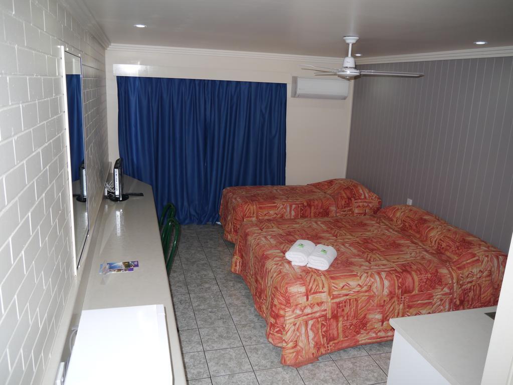 Emu Park Motel Δωμάτιο φωτογραφία