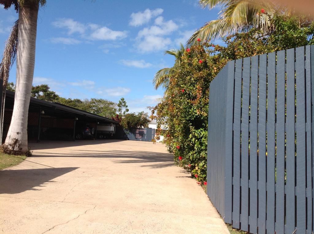 Emu Park Motel Εξωτερικό φωτογραφία