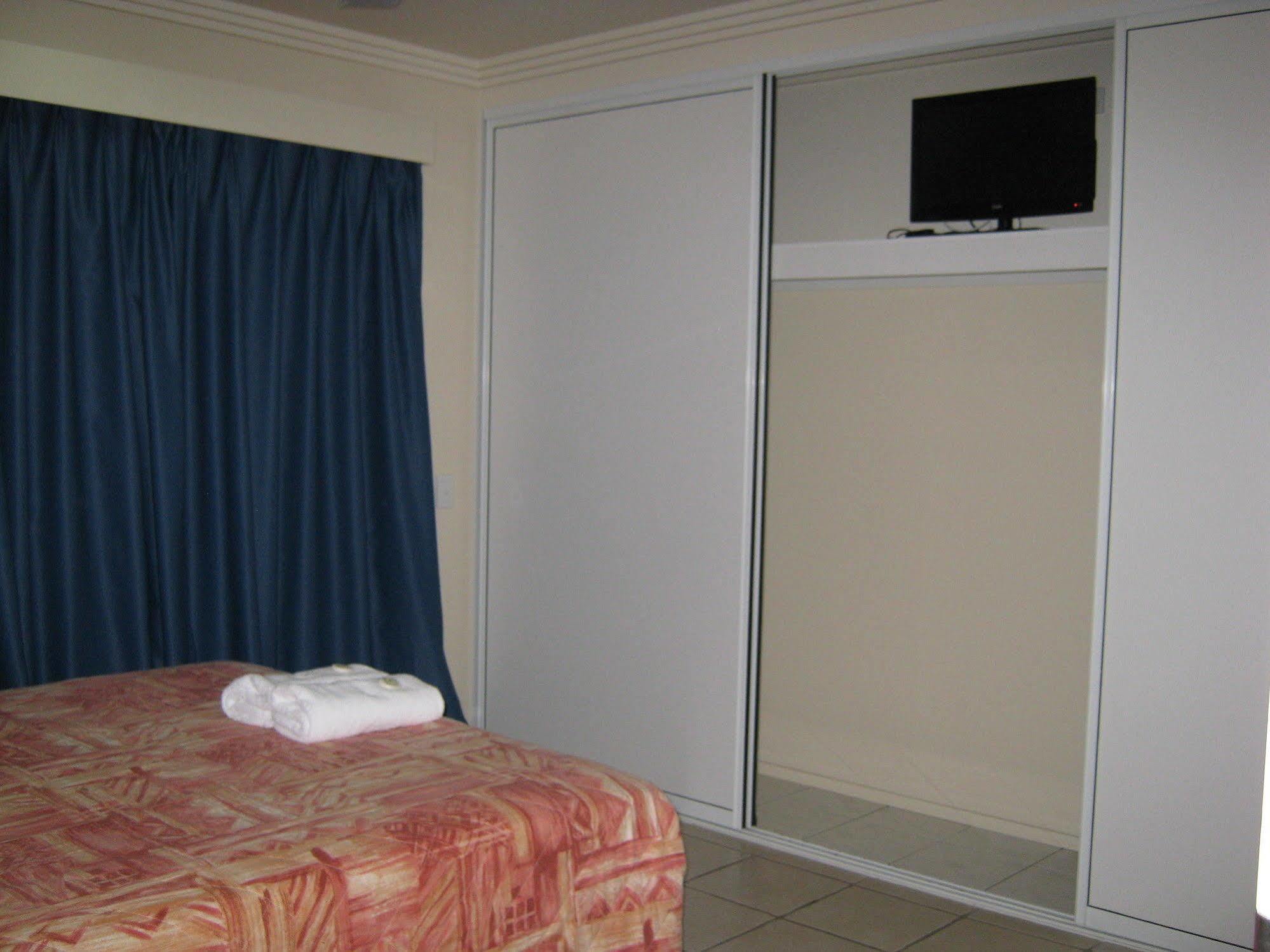 Emu Park Motel Εξωτερικό φωτογραφία